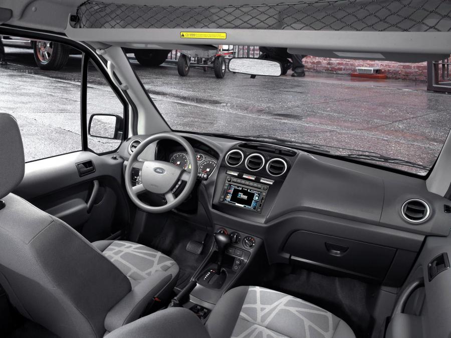  Ford Transit Connect 2009 года  (US) (фото 16 из 26)